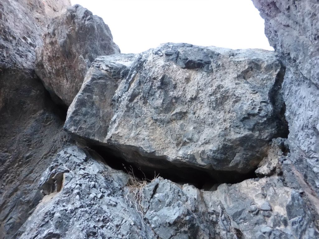 Zooming in on the two boulders which put a stop to hikers in Rockfall Canyon: