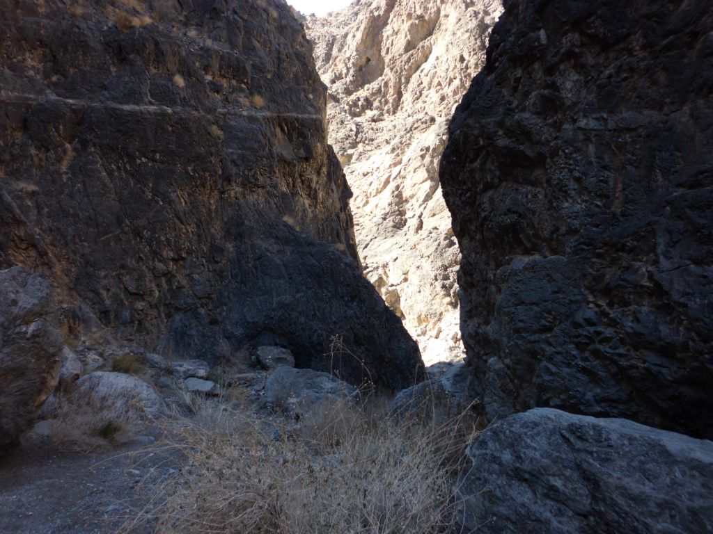 At this turn, the walls came very close together: