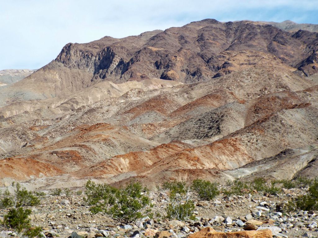 These were the slopes and hillsides above the wash on the left side:
