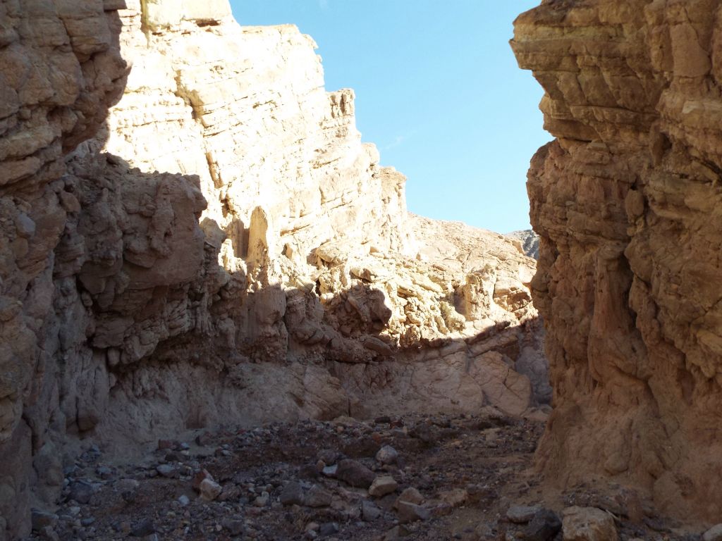 Three of the best smaller forks can be reached by heading up this central canyon: