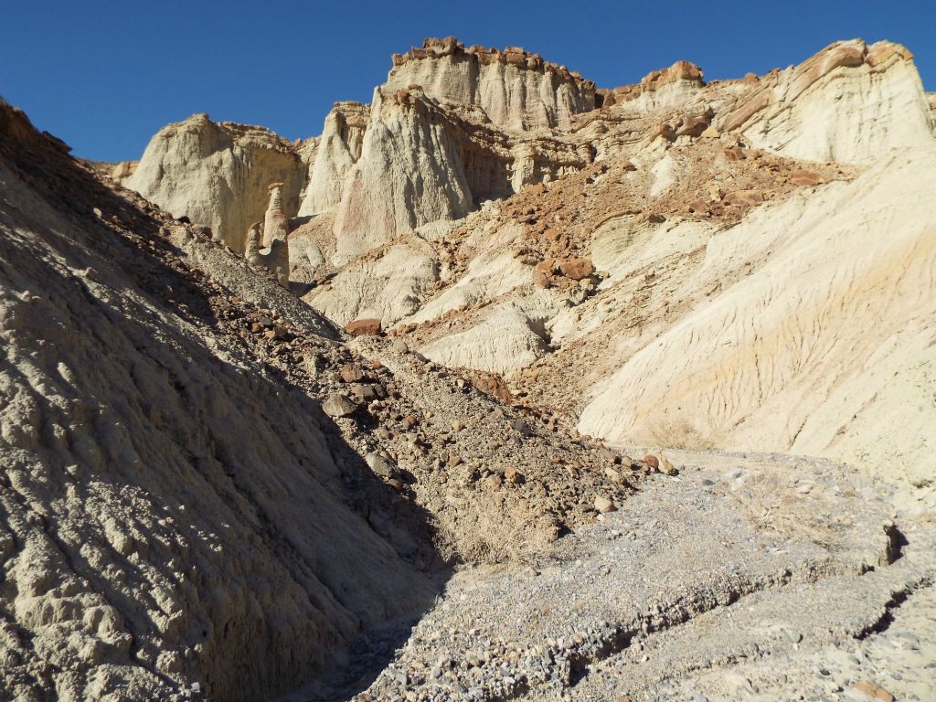 We backtracked to the junction with the pinnacles fork, which would be our final one of the eight forks to check out: