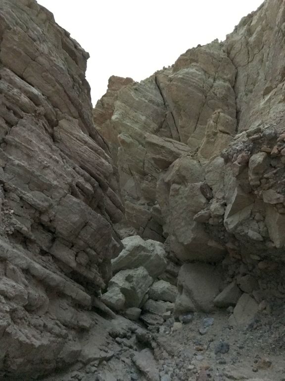 For a few better pictures of the chaos fork, check out our report on Palmer Canyon: