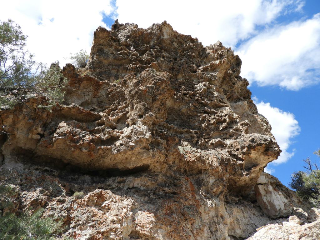 There were some very large and impressive rocks with different surface textures: