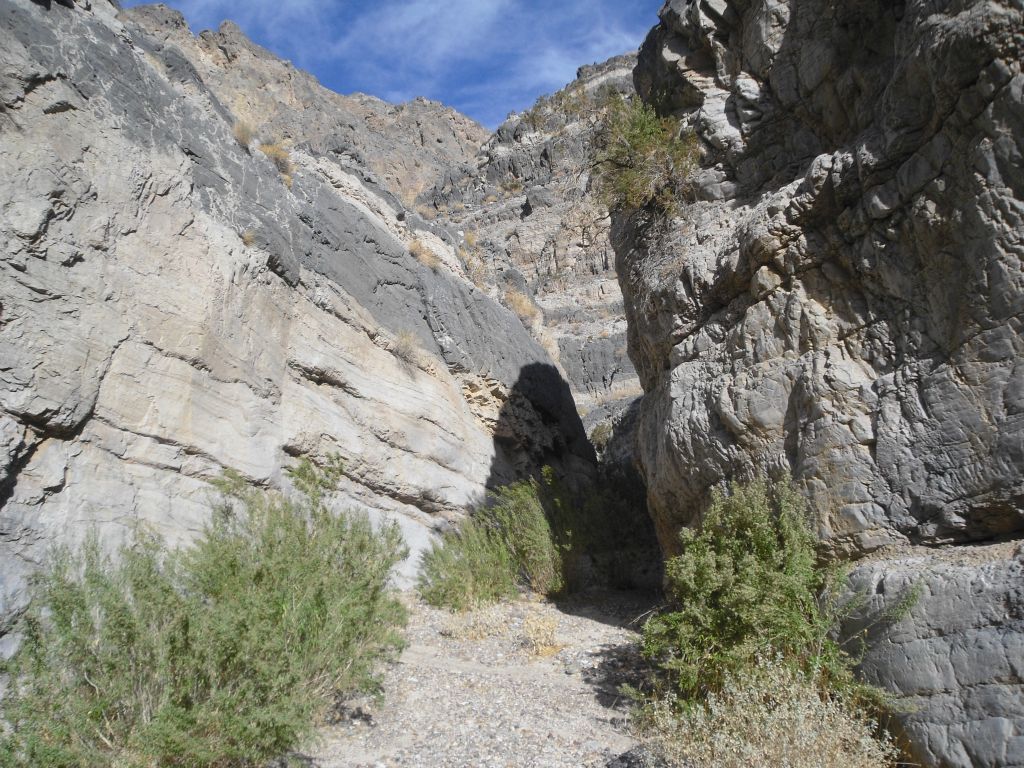 Here, there is just a small slot-like passageway which you can walk through: