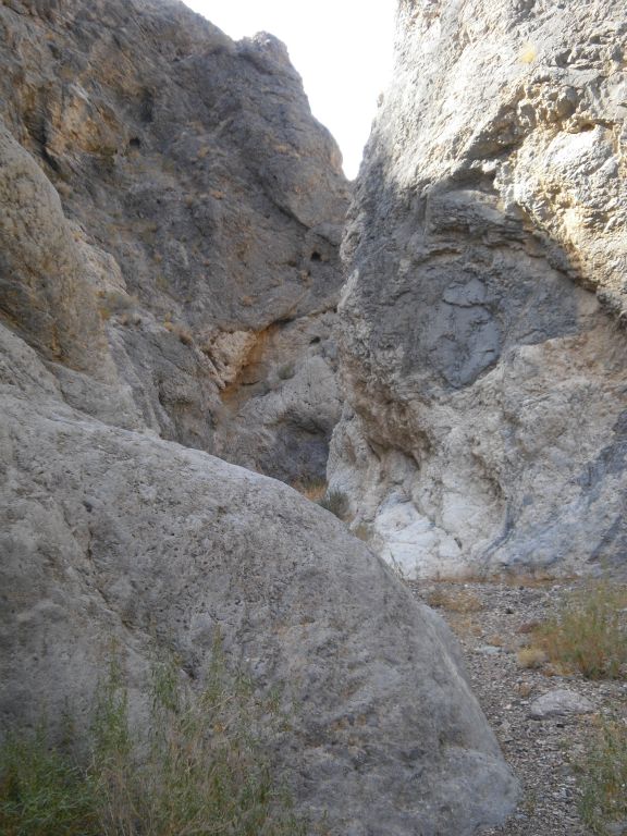 Hiking a little bit farther and getting an alternate angle of this section of narrows: