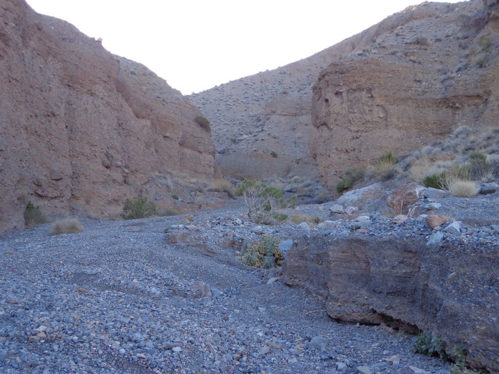 Leaving Moonlight Canyon and heading up the narrow and steep wash of the 4th side canyon: