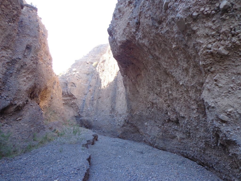 Early morning sunlight reaching into the canyon at about 8:00am: