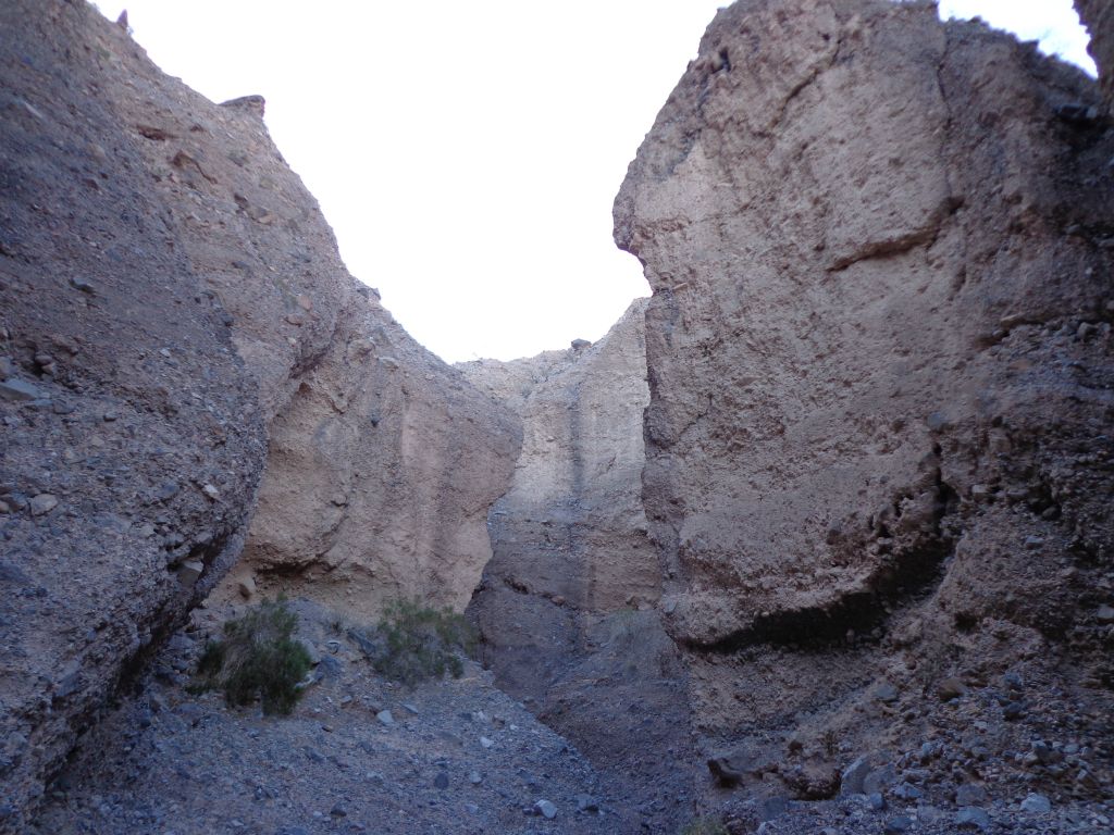 Majestic scenery on display in Moonlight Bridge Canyon: