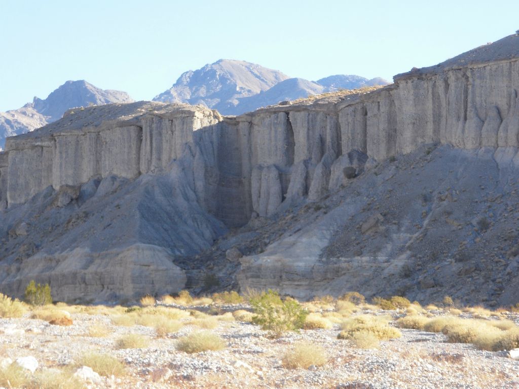 While technically not yet in the canyon, the cliffs and hillsides provided for some nice scenery: