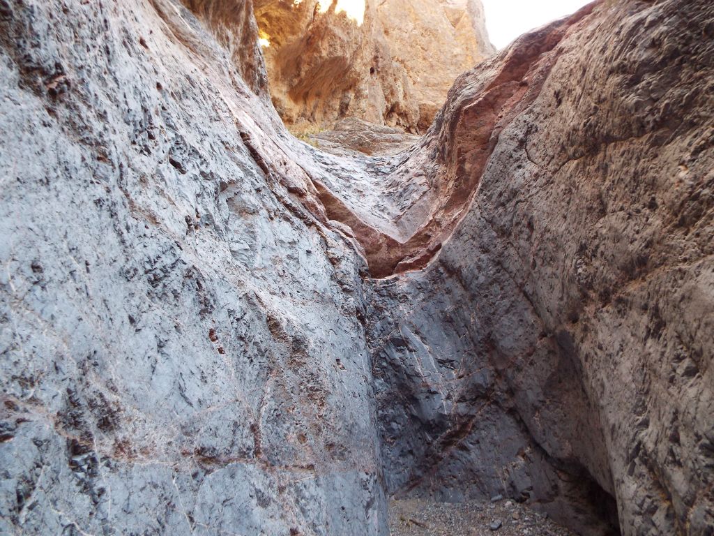 The 2nd major dry fall is extremely beautiful with the colors and curved shape of the chute:
