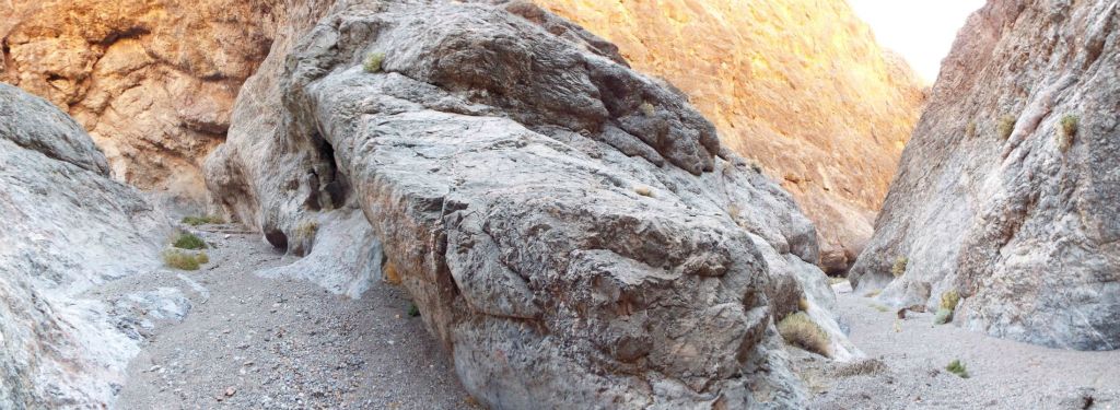 Panoramic of a dramatic bend in the 2nd Narrows of Red Wall Canyon: