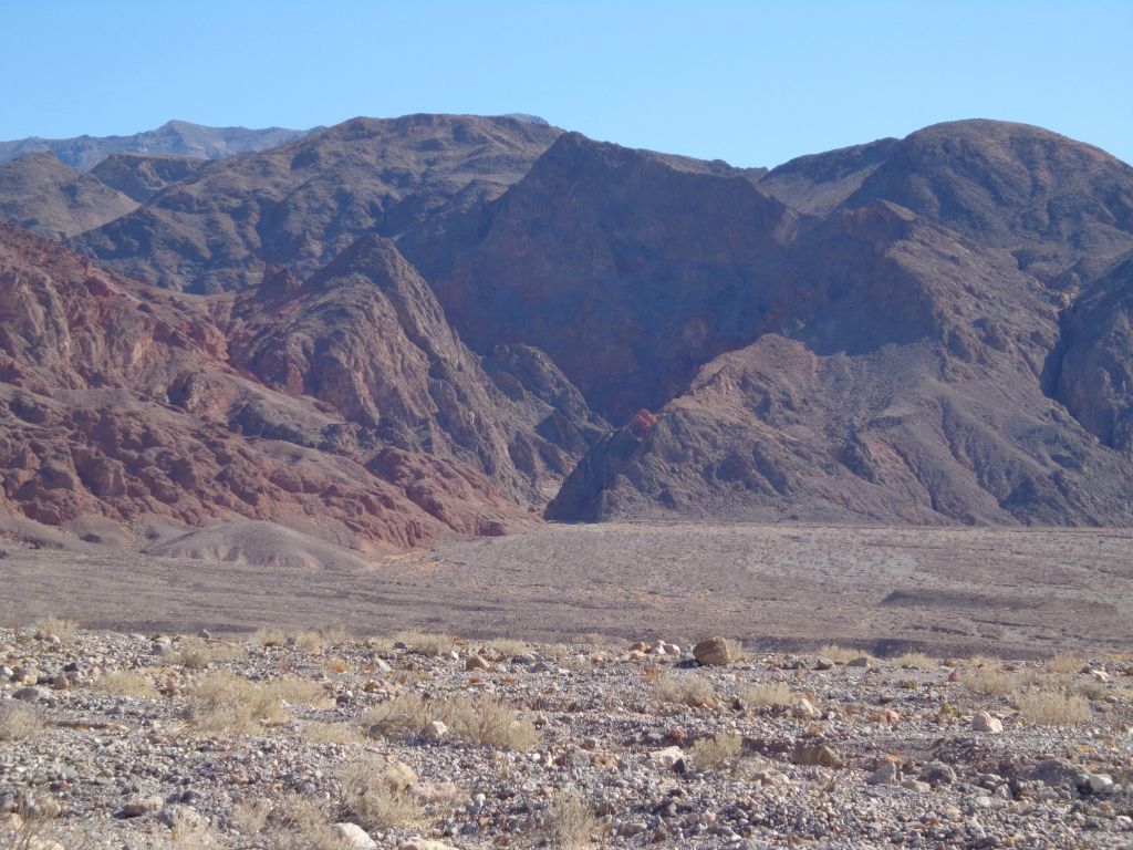 Looking over at the mouth of Red Wall Canyon: