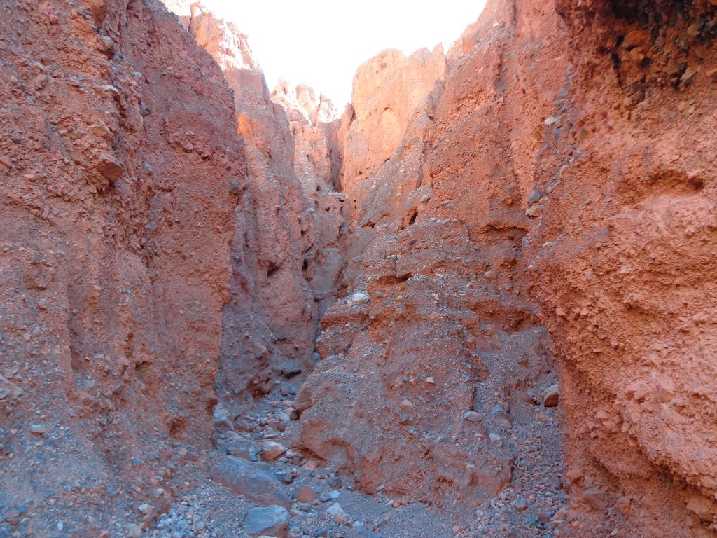 This area had a number of short slots such as this one which we entered: