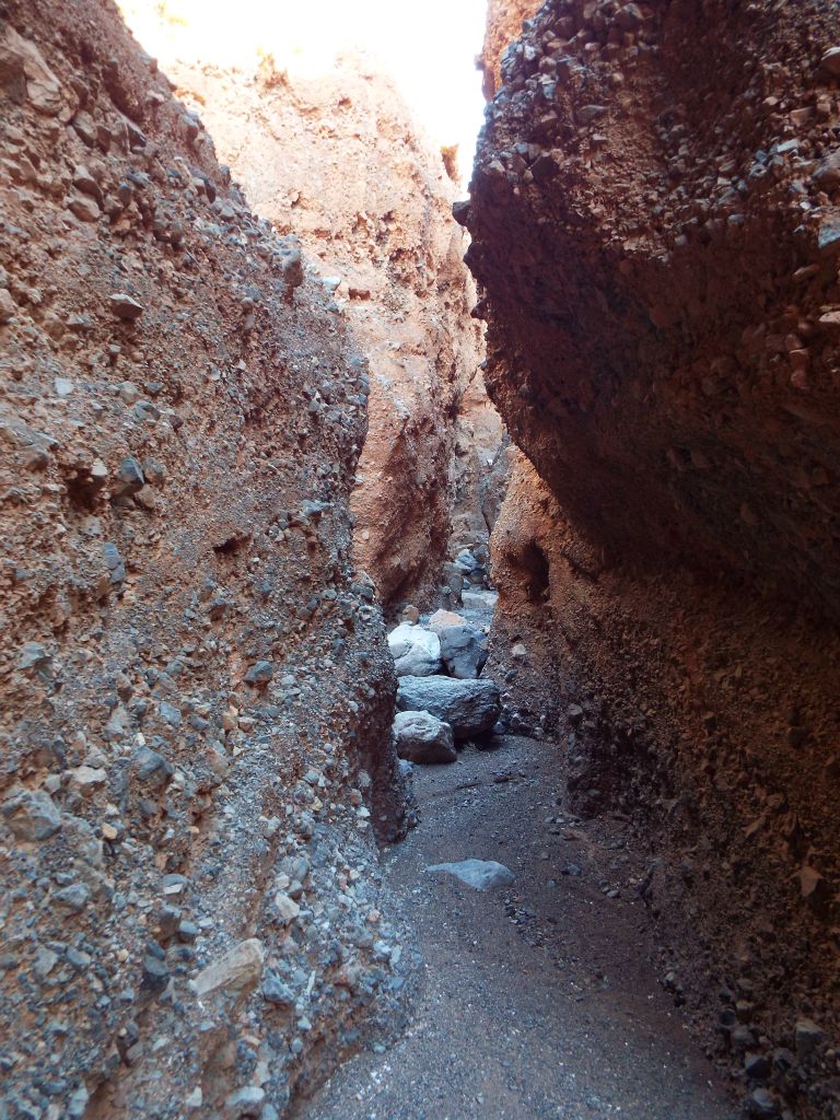 A smooth gravel path with occasional small boulders wound through the narrows:
