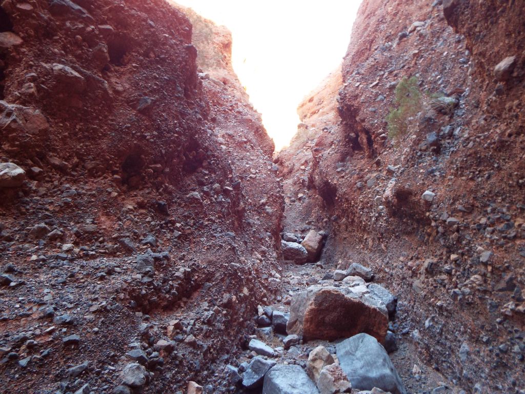 It was nice to have very few obstacles so far except for some small boulders: