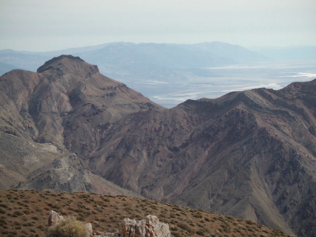 A nice view of Corkscrew Peak from this area: