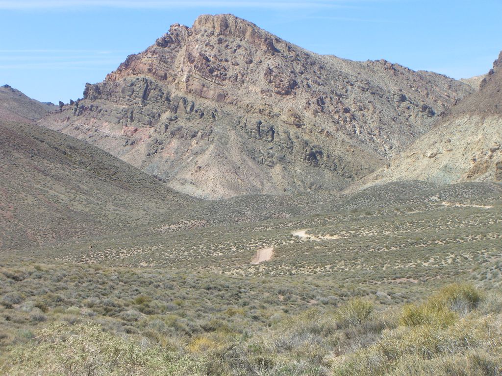 This massive unnamed peak can be seen by looking to the west from White Pass.  This is the peak which rises up above Red Pass: