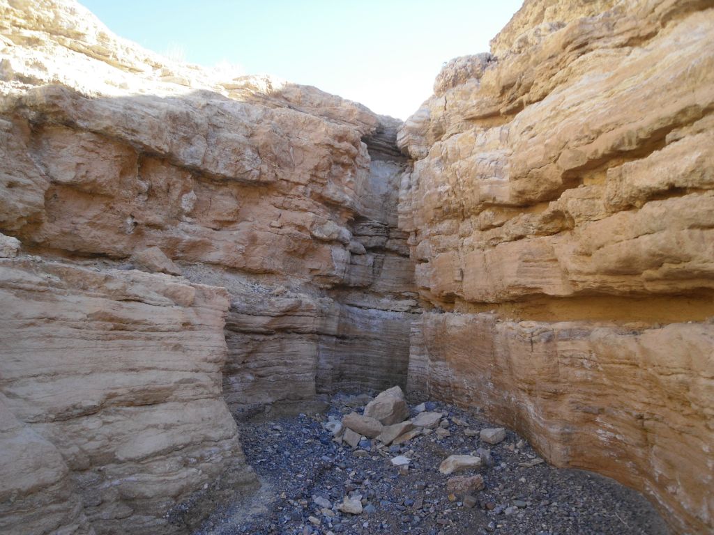 The 2nd dry fall of Tunnel Bridge Canyon is also relatively easy to climb: