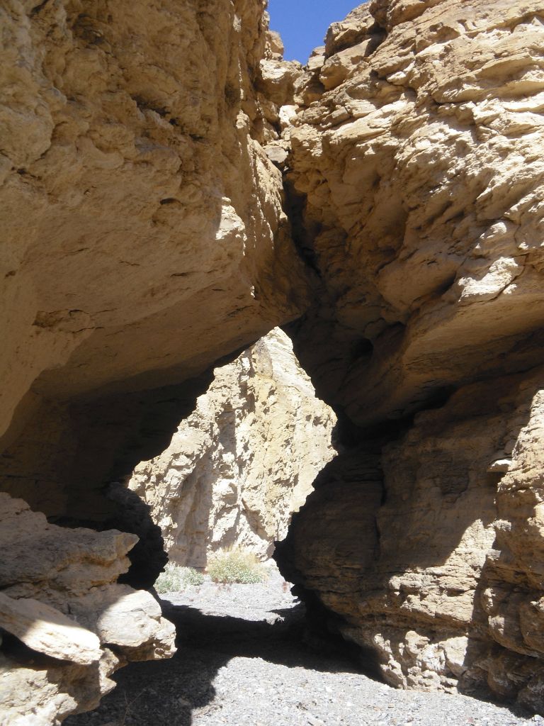 As we got closer we could see that this was a lengthy natural bridge: