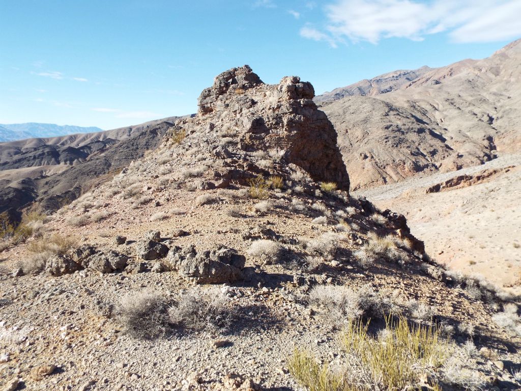 At the top of the gully, we were now at the same elevation as crossover rock: