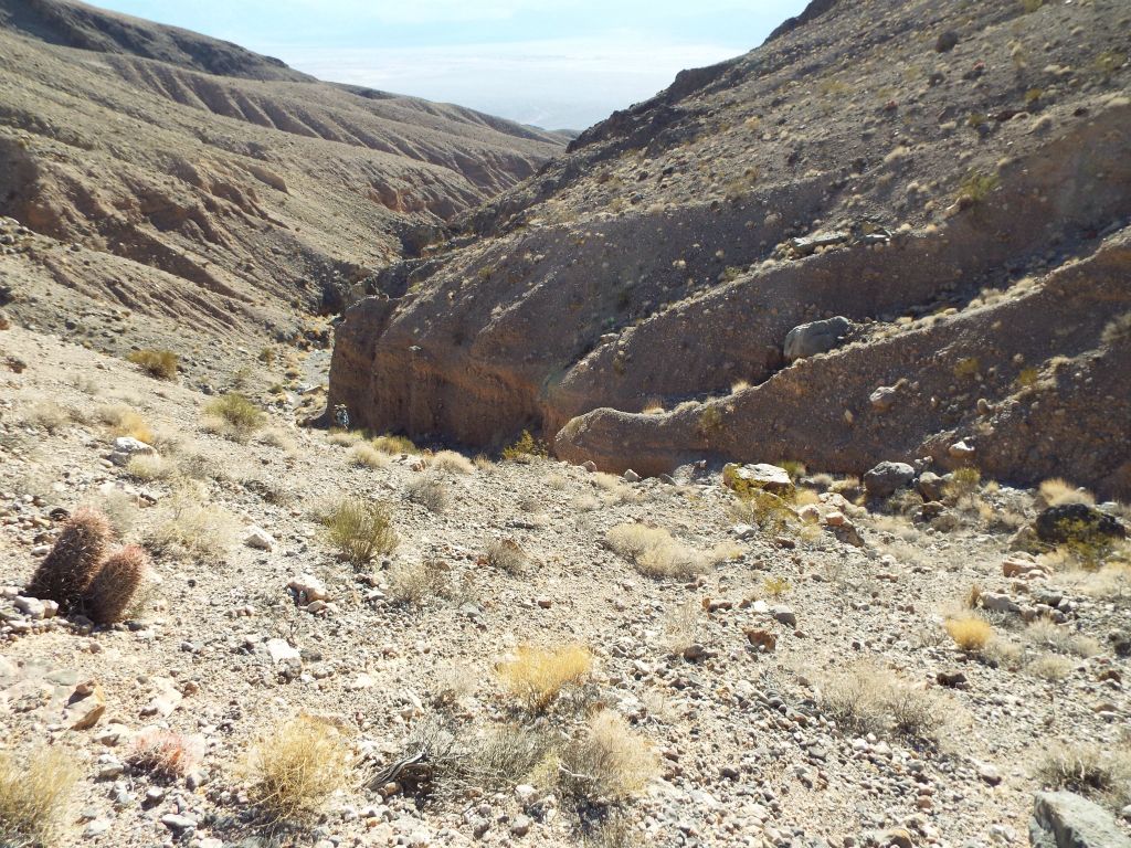 At this spot on the ridge down, I cut over to the right and took the gully the rest of the way: