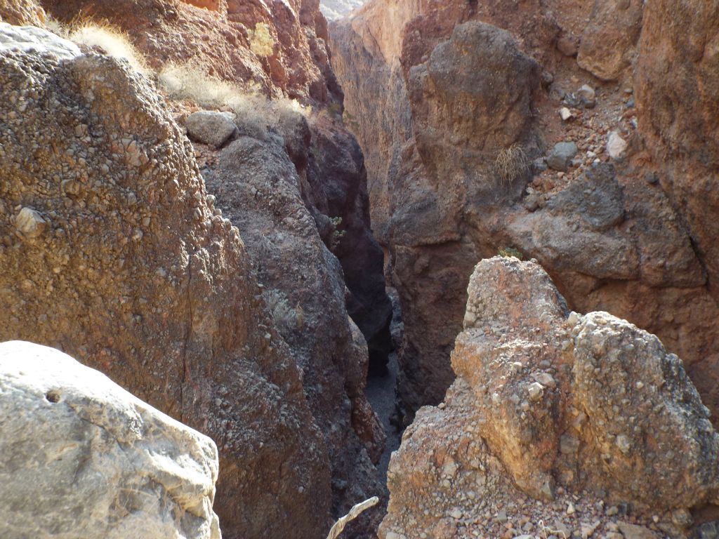 From the top of the dry fall, we could see into what looked like the best section of narrows yet: