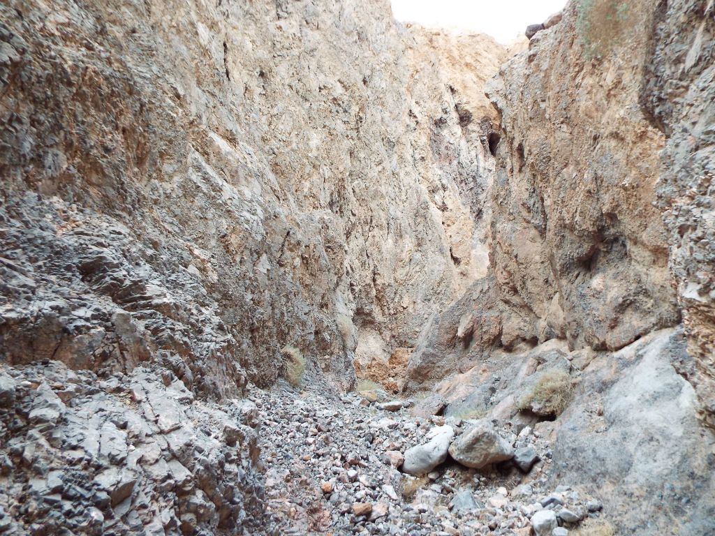 This spot gave us the feeling of being completely enclosed with such high vertical walls all around: