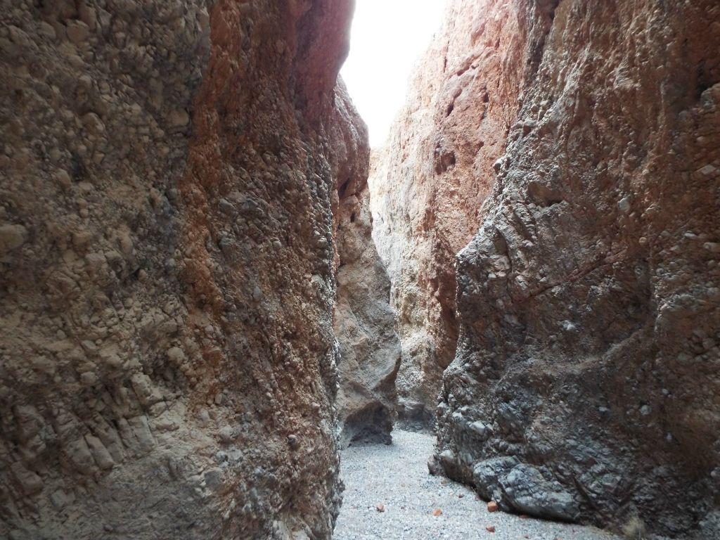 These narrows were so impressive that I had trouble choosing sample photos to use to showcase the canyon: