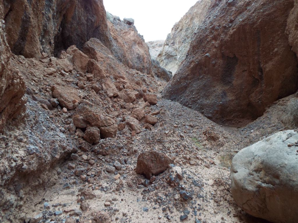 Approaching the rockslide area which we had climbed up earlier: