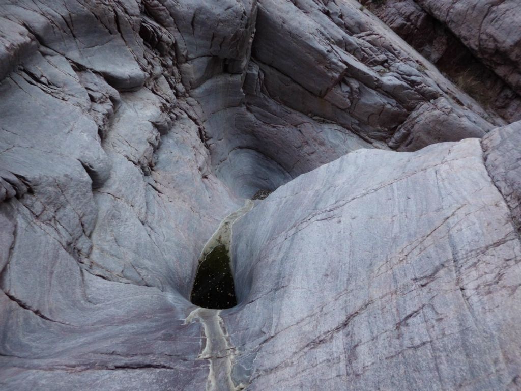 Check out this awesome dry fall and chute, which starts straight and then takes a sharp turn to the right: