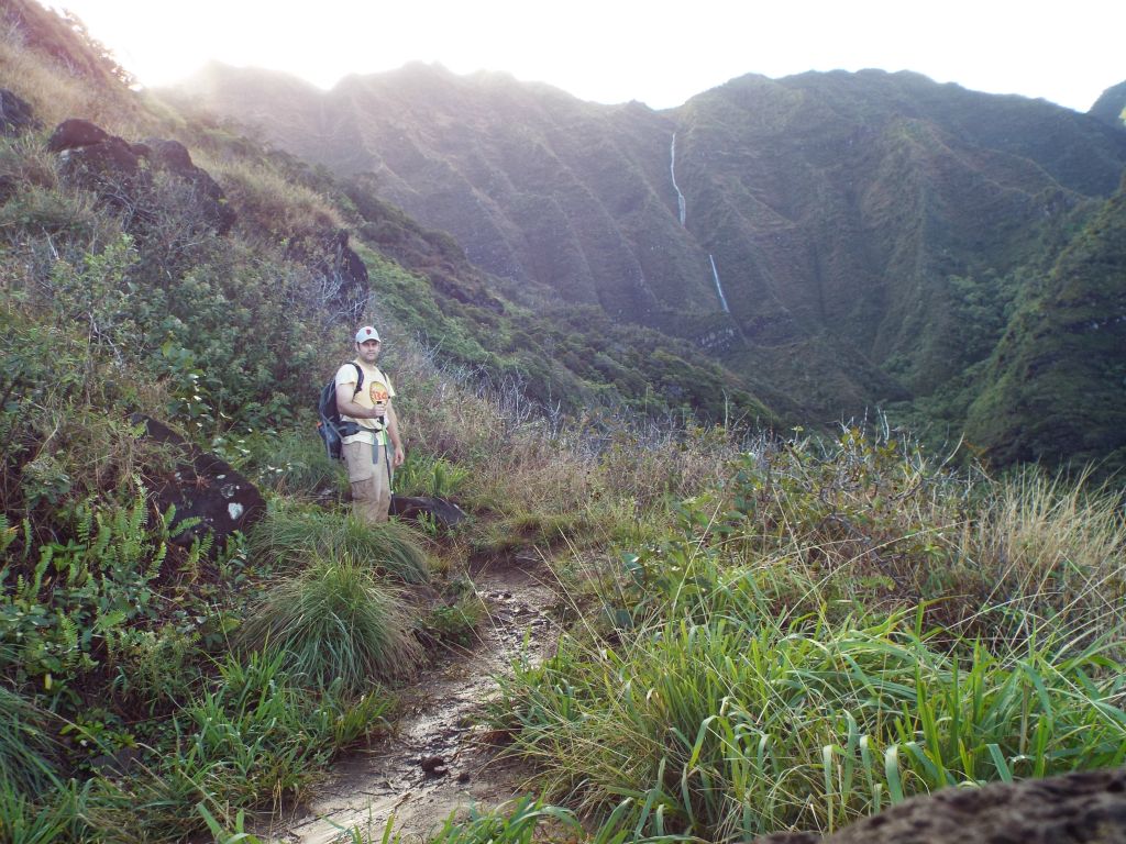 Turning into Waiahuakua Valley: