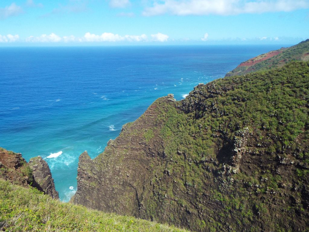 The next two pictures show views in both directions along the Na Pali Coast.  This area is world famous for its magnificent beauty: