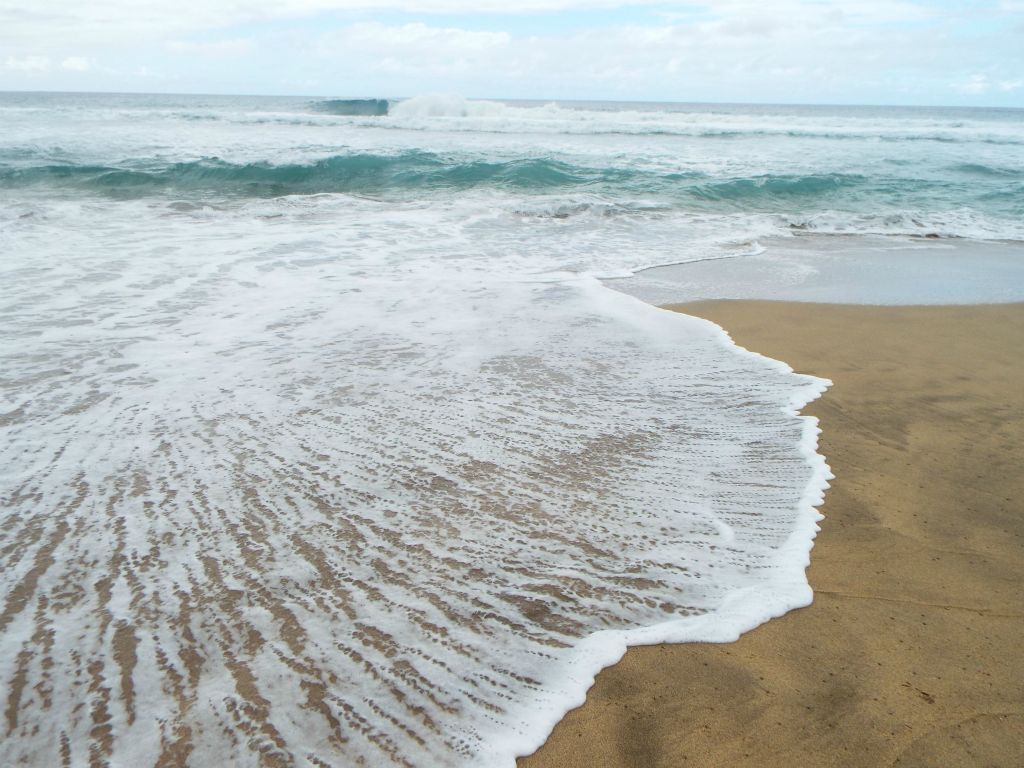 Taking a short break to appreciate the beauty and tranquility of the area.  I had Kalalau Beach all to myself for about 30 minutes: