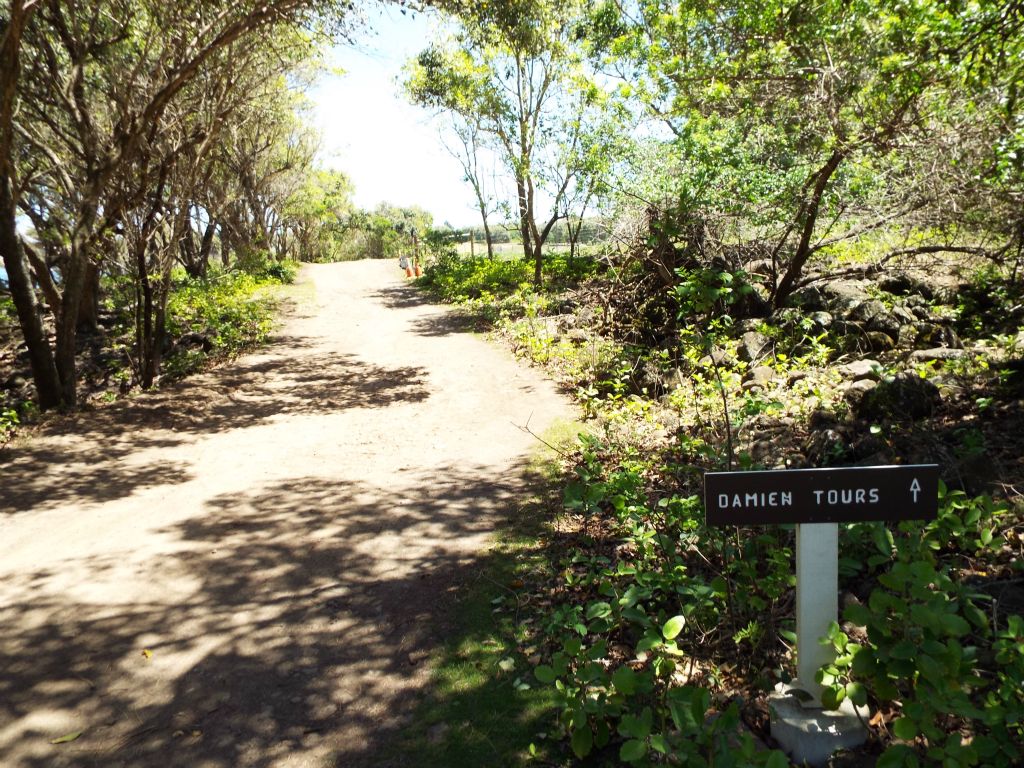 To take the Damien Tours (which have obviously been named for Father Damien), continue along the roadside at the end of the trail: