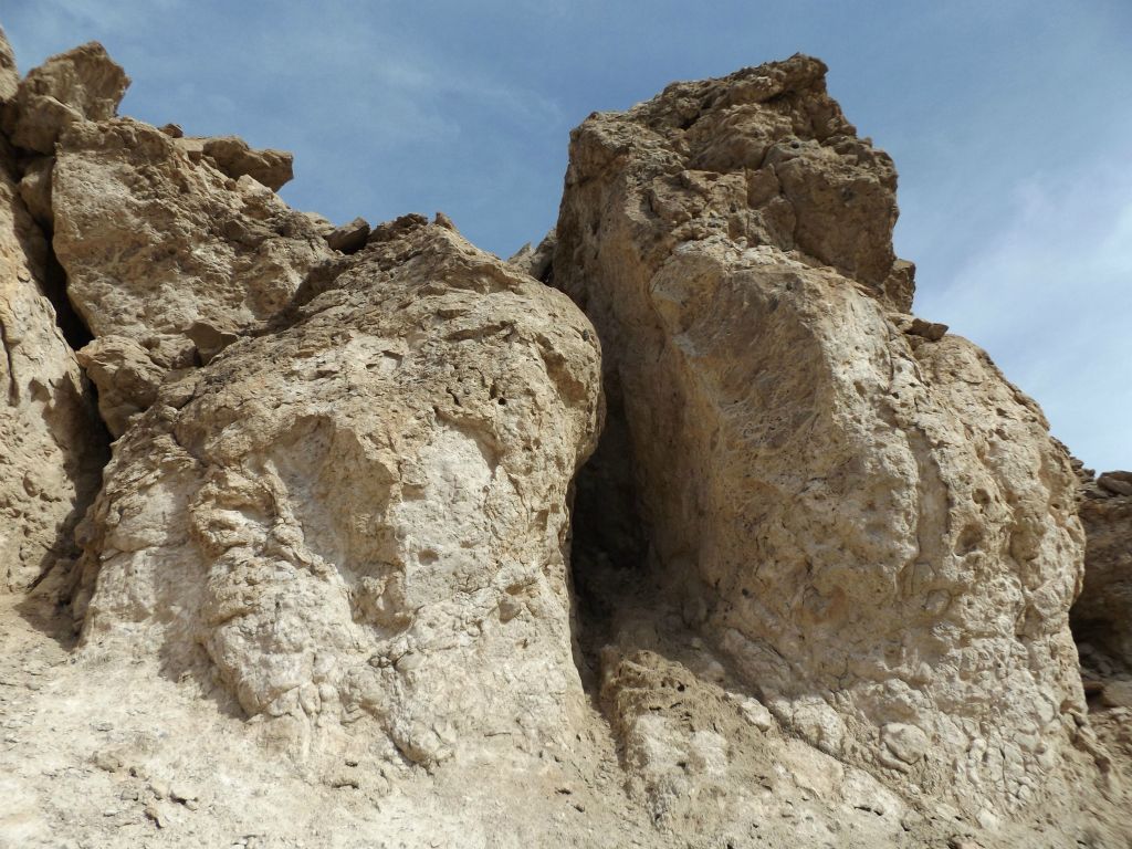 The next two pictures show rock formations above the riverbank: