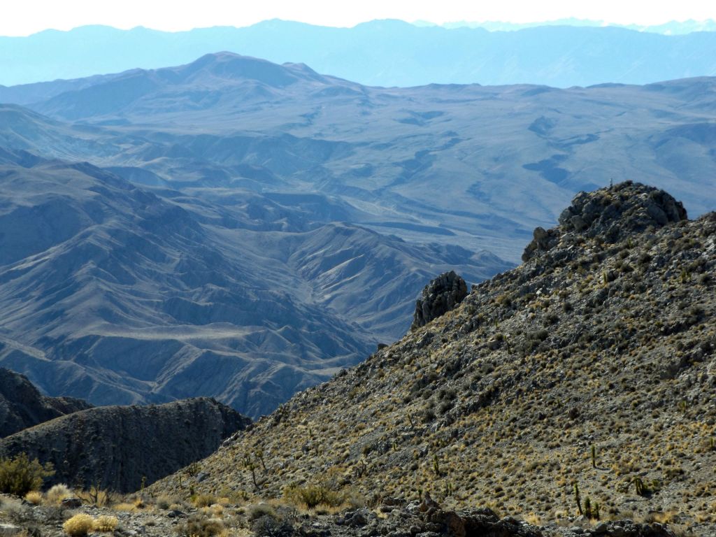 Saline Peak rises up above the Saline Range when looking to the southwest: