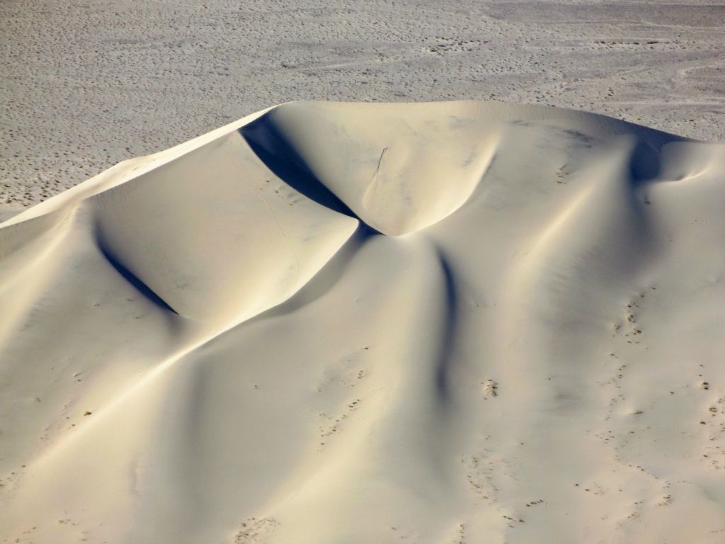 In looking at the lengthy mountain of sand section of the Eureka Dunes, there seems to be two distinct high points.  This is the southern high point: