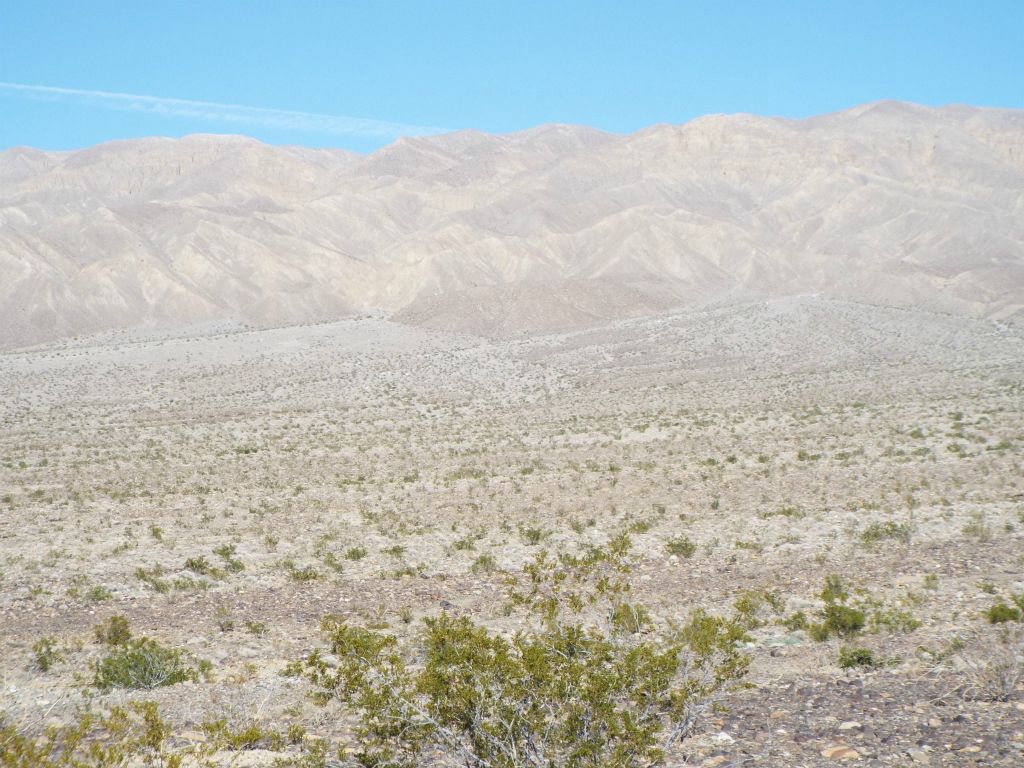 Even with my GPS, it was hard to figure out which canyon mouth to head towards in the distance: