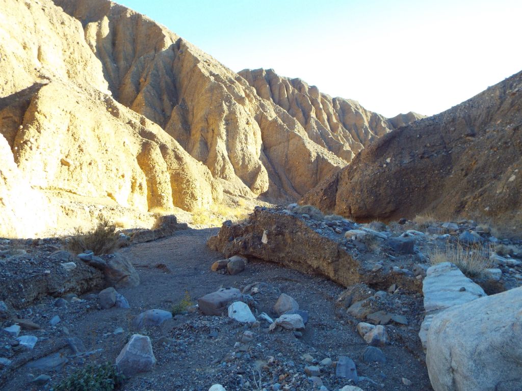 Very scenic cliffs in the background: