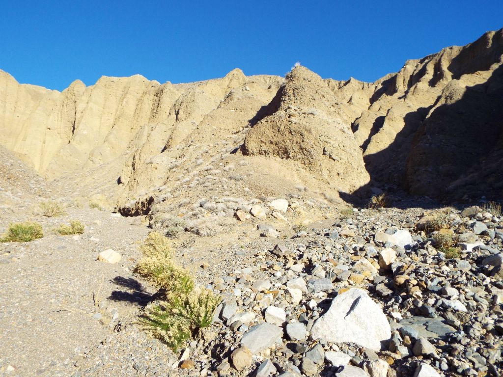 This is the most important junction in the canyon.  To the left, the main canyon continues into stunning high narrows.  To the right, the side canyon leads to Secret Slot: