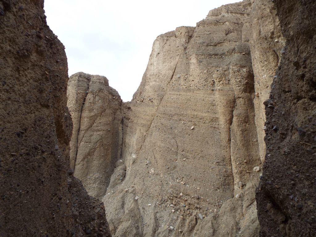 Looking back at the incredibly beautiful massive walls we passed by earlier: