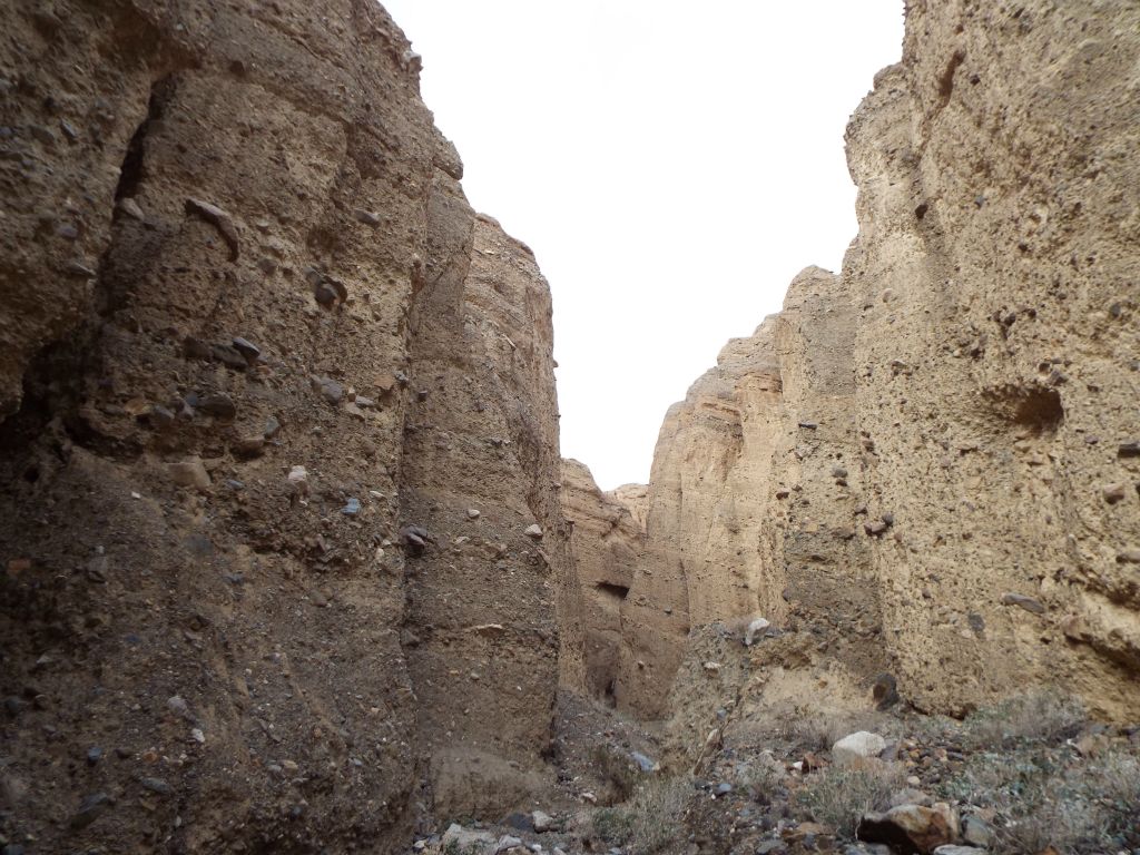 Heading into more nice narrows up ahead: