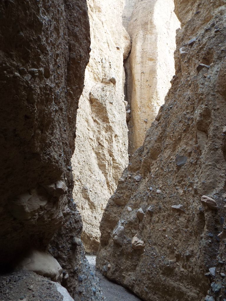 This picture was taken back at the entrance to the slot portion of Nemo Slot Canyon: