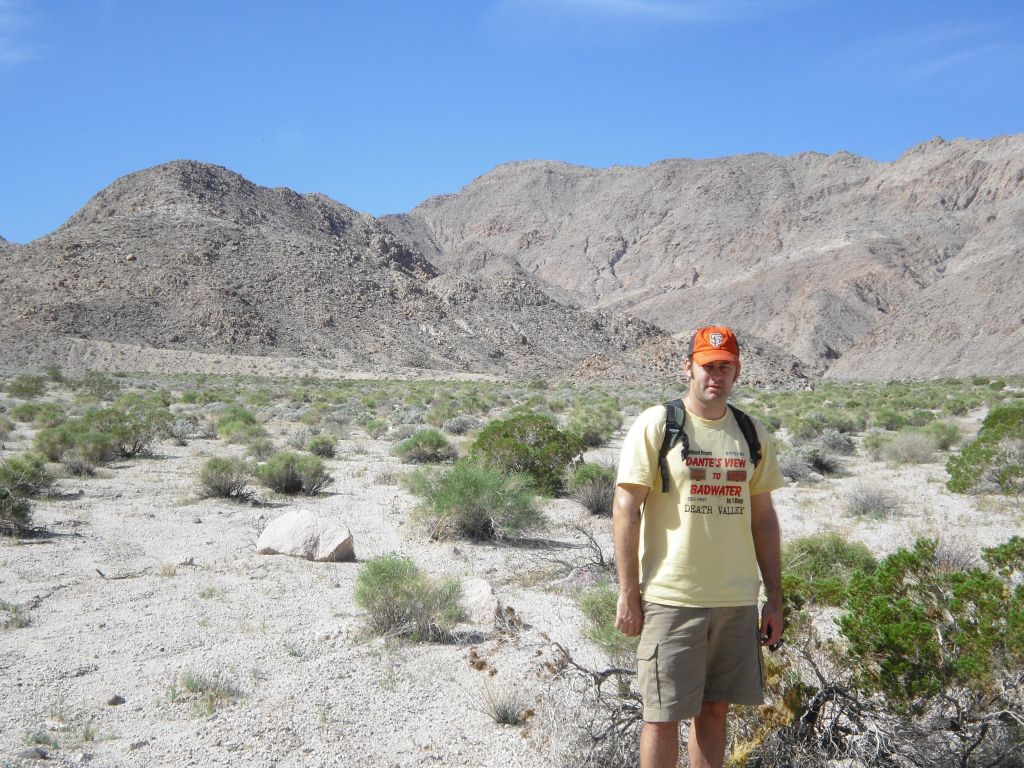 Finally hiking in Contact Canyon on March 9, 2011 after our first hike in the Owlsheads had been two years earlier on March 10, 2009: