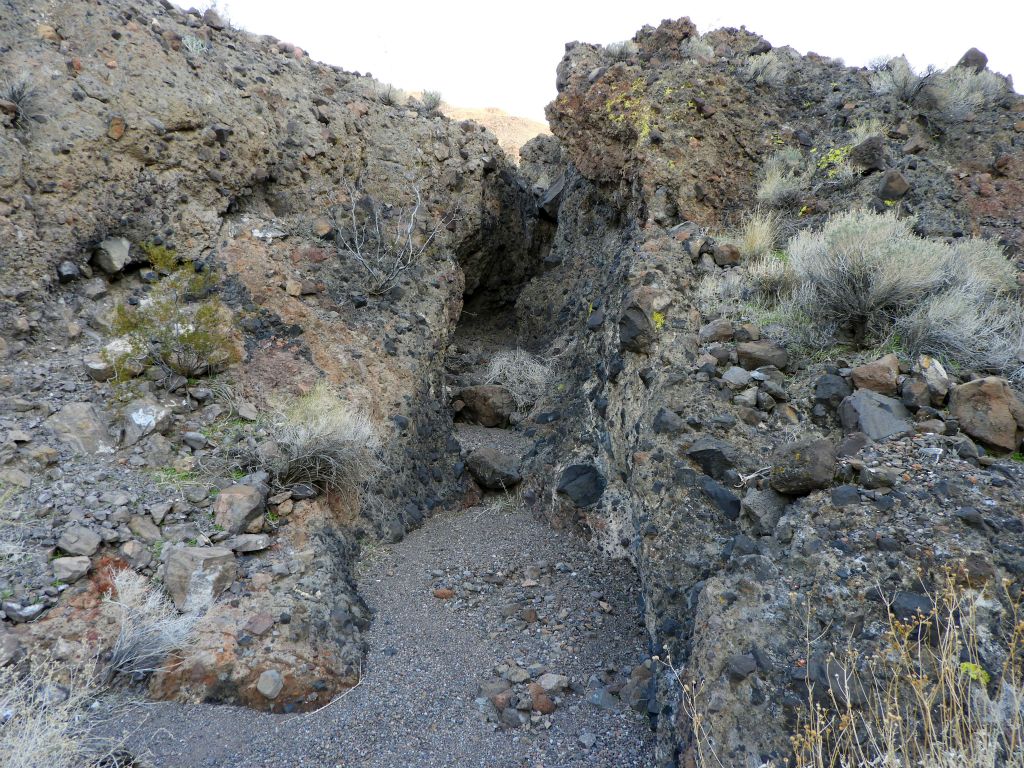 Up ahead was the final section of narrows in the eastern fork:
