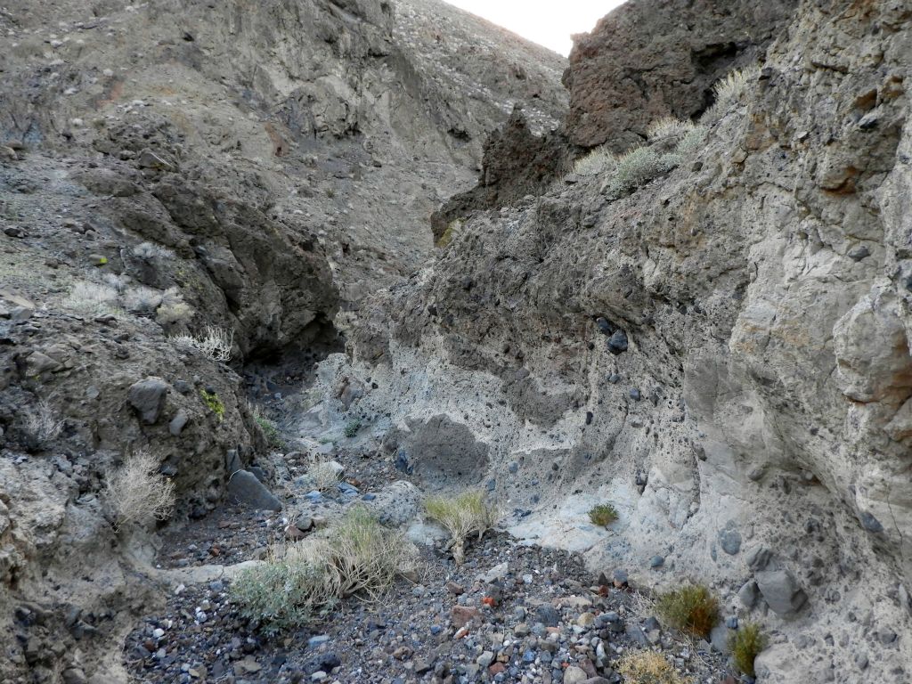 The crossover didn't take long at all and soon we were hiking down the west fork, immediately heading into narrows: