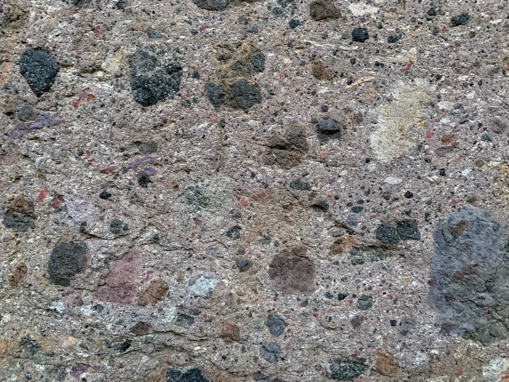 Taking the time to study the canyon walls which had such a great mixture of rocks: