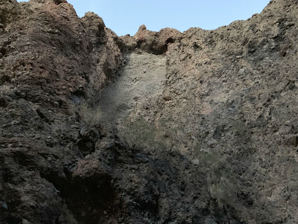 Another missing section of canyon wall which must have broken off and fallen into the canyon: