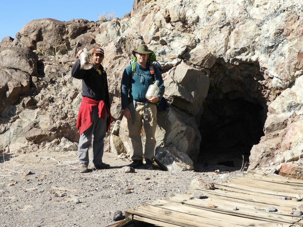 Stopping by the 478 Mine (Wingate Wash Mine) about 5 1/2 miles from the parking area: