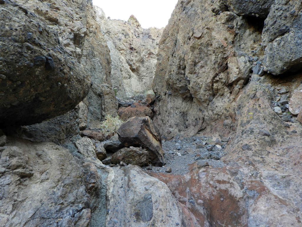 The narrows become totally enclosed while elevation is gained quickly: